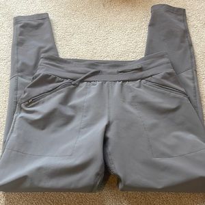 Columbia pants size small